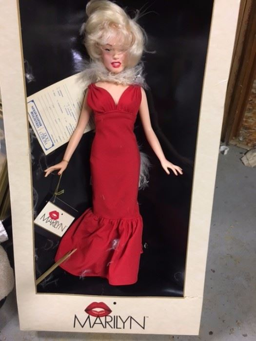 1983 18" Marilyn Monroe doll in box