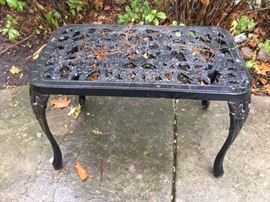 metal outdoor coffee/side table