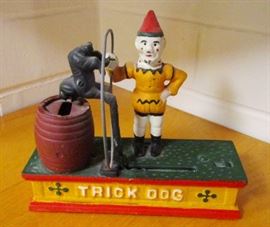 Cast Iron Mechanical Dog Deposit Coin Bank