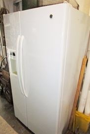 GE Refrigerator