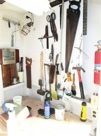 Carpentry tools for the handy