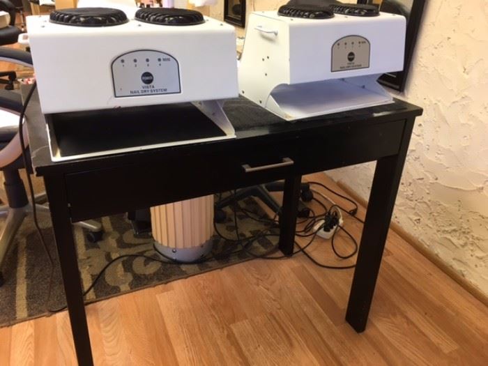 nail drying desk (dryers already sold)