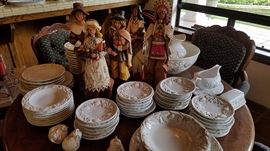 China Set ... Thanksgiving Decor