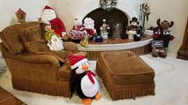 Christmas around the Kreiss Chair