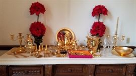 Gold Accessories & Flatware