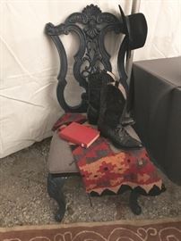 Men’s boots and other assessories