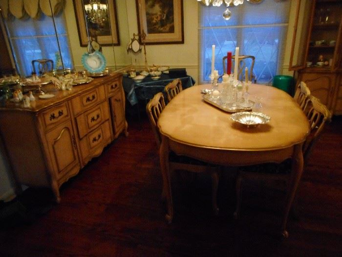 Vintage Country French Dining Room Set