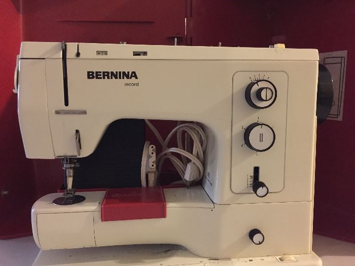Bernina Record sewing machine w/lots of extras