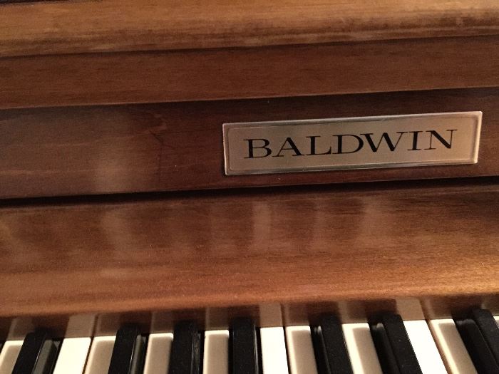 Beautiful vintage Baldwin Acrosonic piano with bench.