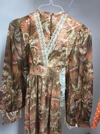 vintage women's clothing