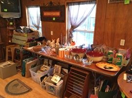 kitchen items, wall decor, picture frames-many are new