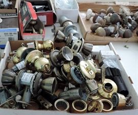 Vintage Hardware and Door Knobs