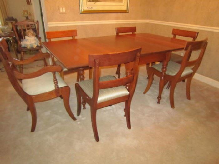 Cherry gate leg drop leaf dining table with pads, 1 armchair and 5 side chairs