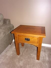Mission style oak coffee table with two drawers and two end tables