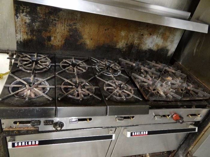 Garland 60'' (10) Burner Range With Double Oven Be ...
