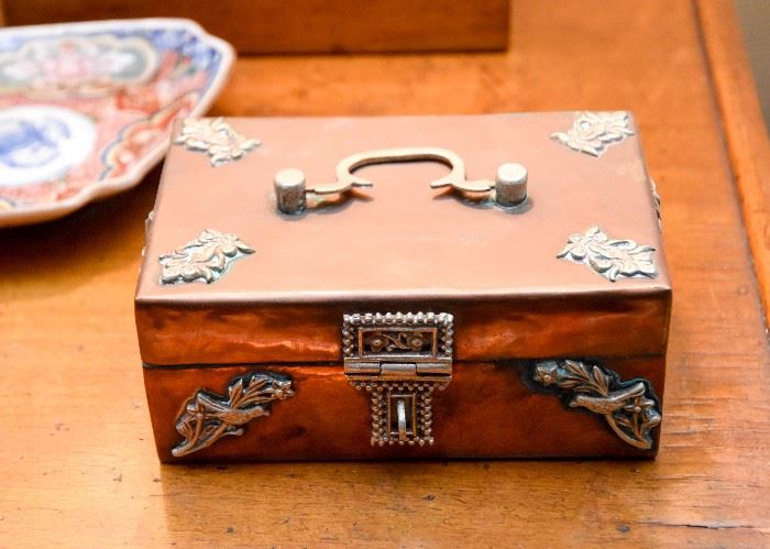Chinese Trinket Box