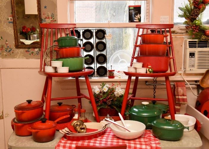 Le Creuset (Red & Green)