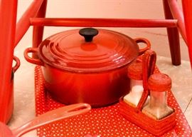 Le Creuset (Red & Green)