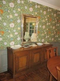 BAKER DINING ROOM SUITE