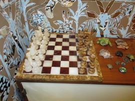CHESS SET