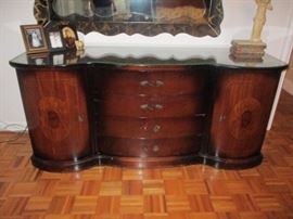 STUNNING BEDROOM SUITE COMPLETE