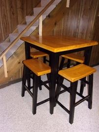Counter height table and 4 stools