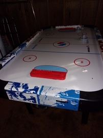 Air Hockey Table