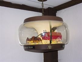 Vintage BUDWEISER Clydesdale Dog Parade Carousel Beer Hanging Light Motion Rotating Sign