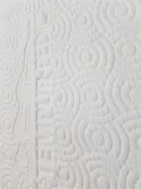 Beautiful quilting on this mattress