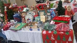 Christmas, Pottery Barn, Stoneware Crock Cookie Jars