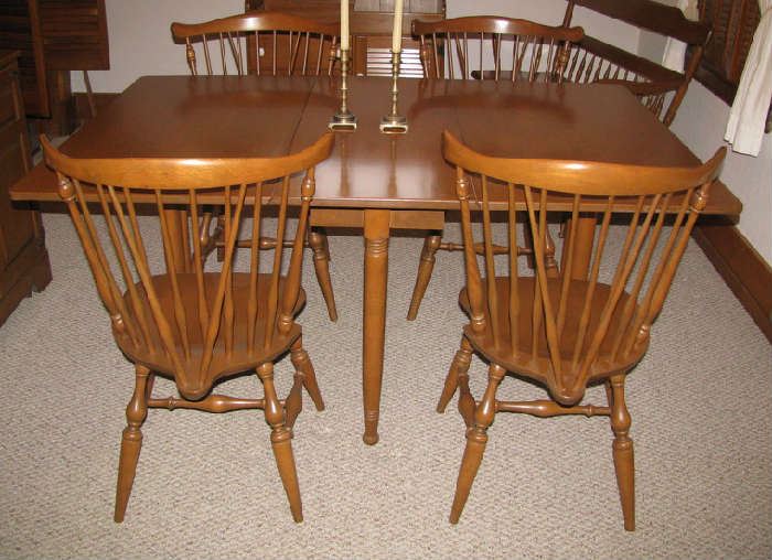 Drop leaf table/4 chairs