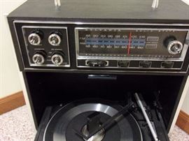 Vintage Sylvania Solid State Stereophonic Record Player STEREO W/ CASE