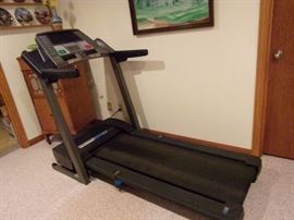Space saver folder treadmill