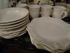 Lenox everyday dinnerware in "Linen Closet" pattern