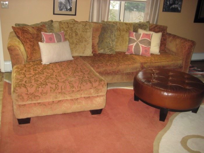 SOUTHERN TRADITIONAL PLUSH SOFA SECTIONAL WITH PAIR OF MATCHING SEATING