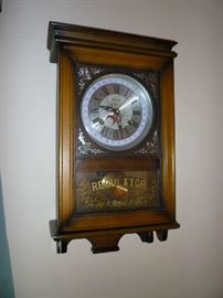 REGULATOR CLOCK