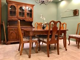 Ethan Allen Dining Room 58 1/2” x 40” Table with 2-18” extension leafs total length 94.5” + 8 chairs & China Cabinet