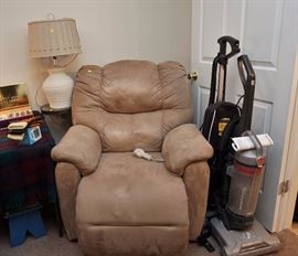 Electric lift chair