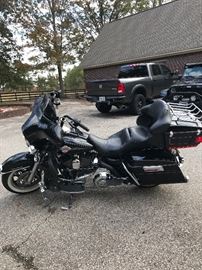 Harley ultra classic 2007
 Lots of extras 45,000 Miles
$10,5 k 