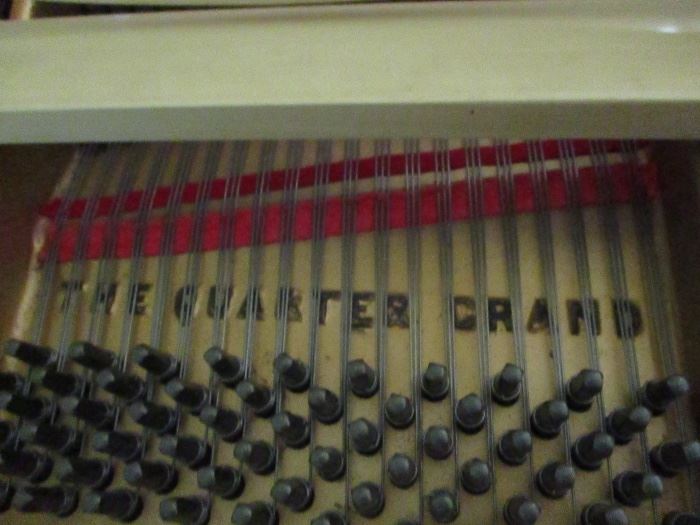 CHICKERING BABY GRAND PIANO THE QUATER GRAND ALABASTER