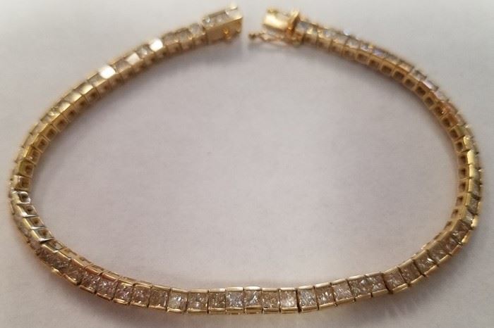 14KT Diamond tennis bracelet