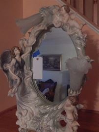 Beautiful table mirror with figurines and lights up!