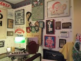 Mr. Jingeling, Bobo the Clown, brochures and souvenirs...