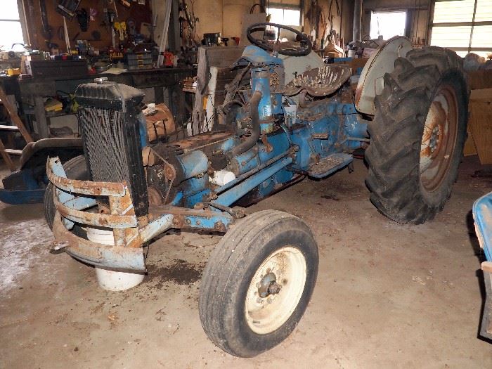 Ford 2000 Tractor, Disassembled, PTO 540
