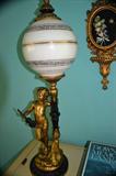 Putti Lamp