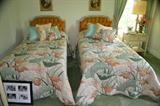 tufted headboards, twin beds