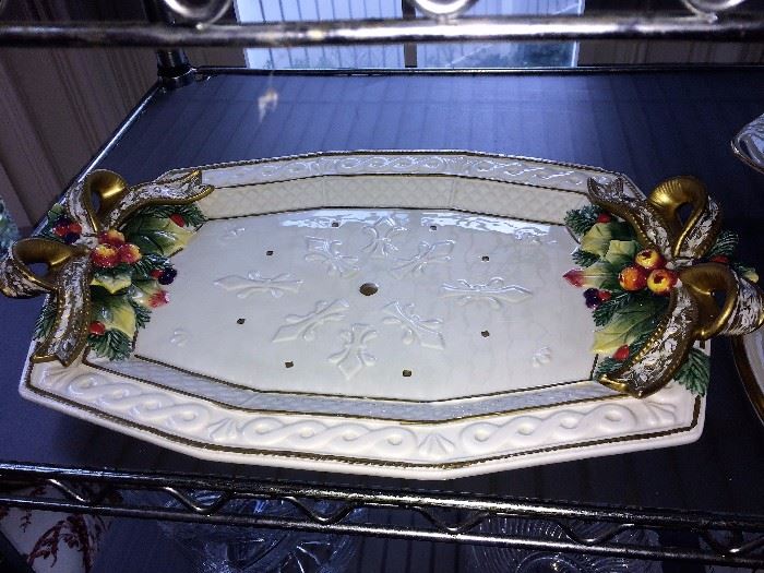 Fitz and floyd Christmas platter tray snowflake bow holly berries