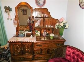 Wood Dresser