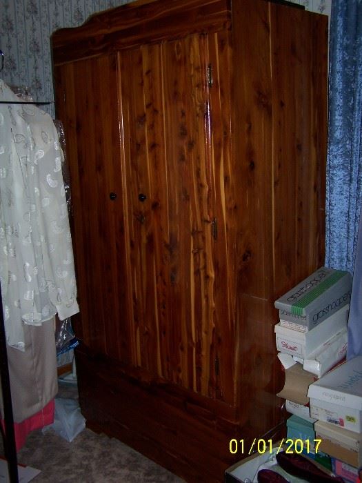 vintage Cedar Wardrobe- excellent condition -  like new
