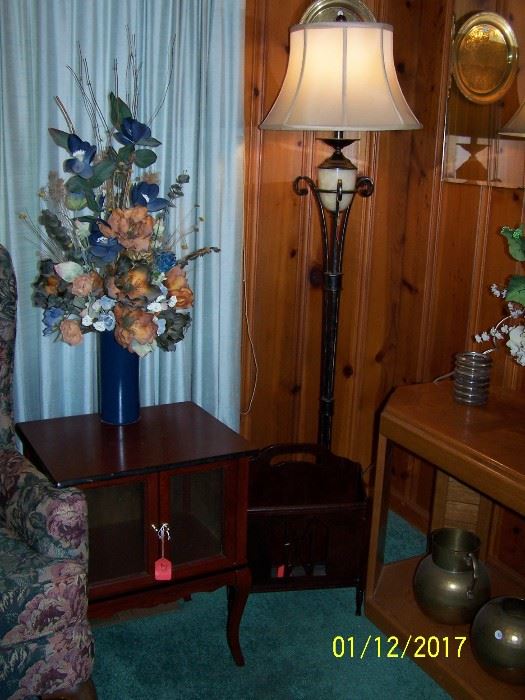 Floor Lamp, End Table, Floral Vase 